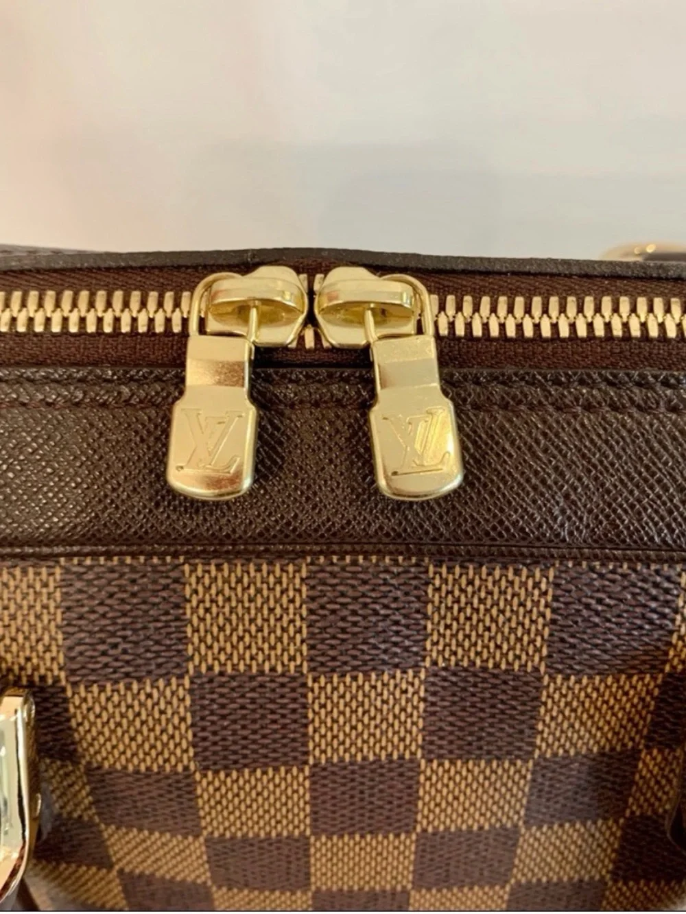 EUC Louis Vuitton Damier Ebene Brera Handbag with Dustbag - Picture 10 of 15